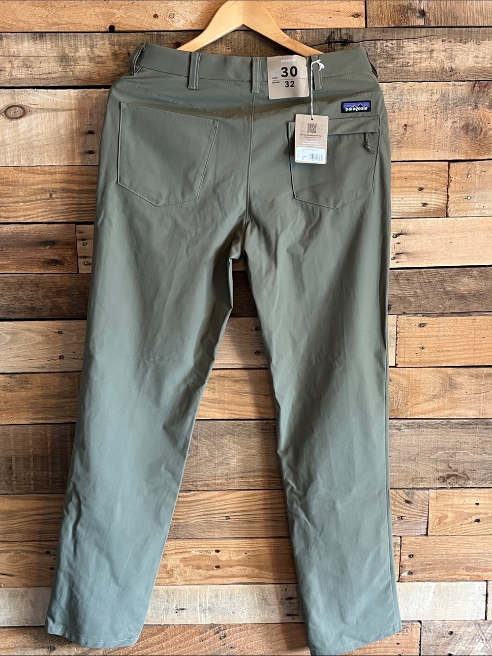 Patagonia Men's Olive Green Chinos